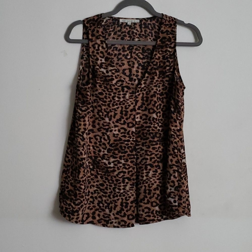Daniel Rain Cheetah Print Blouse - Picture 2 of 7